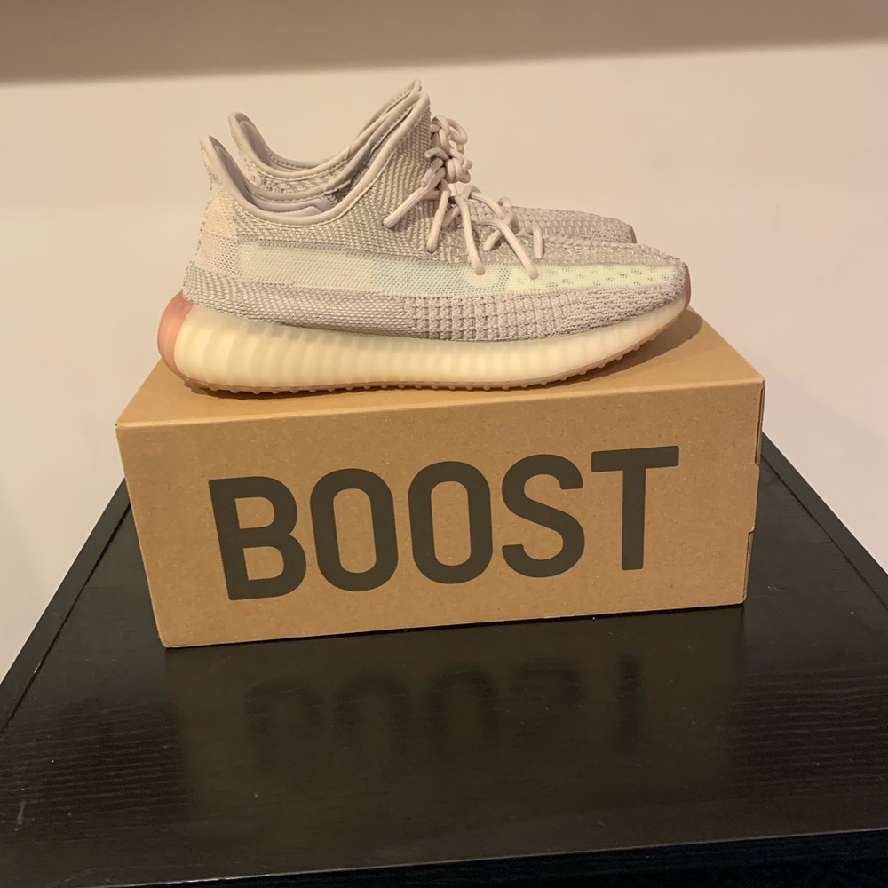 Yeezys citrin size 10